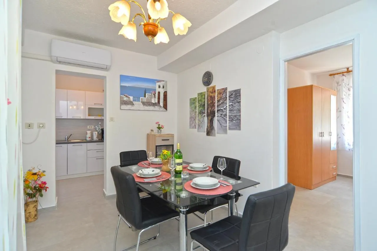 Apartment Danica 358 Пореч